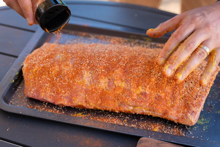 Grill húsok előkészítése Száraz dörzsölés, pácolás és érlelés